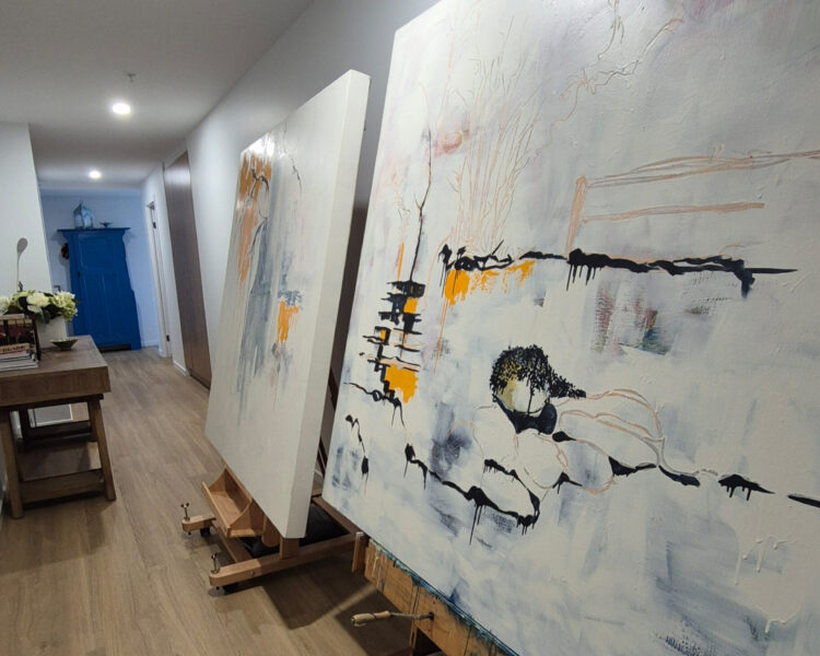 The 'Long Room Studio' - is now a haven for some personal Work for Artist Wyn Vogel - with enough space to host 2 x easels and large canvases - this will provide incentive to get some 'oils' moving and Exhibition Work on the go hopefully! 